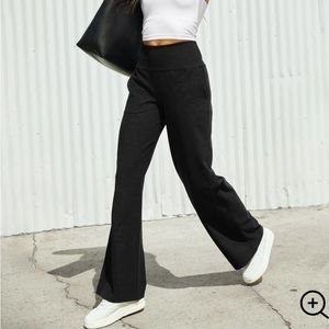 Beyond Yoga Laid Back Pant